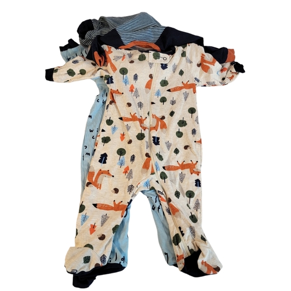 Gerber Cotton Sleep & Plays 3 Pac New With Tags NWT 0-3 Months - Picture 2 of 8